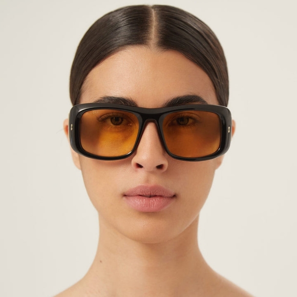 NEW GG1251S 001 UNISEX GUCCI SUNGLASSES BLACK YELLOW GUCCI EYEWEAR - Picture 3 of 9